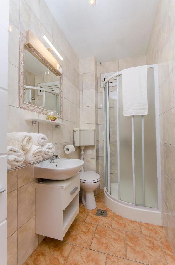 Ferienwohnung Fima Centar Stobrec Split Exterior foto